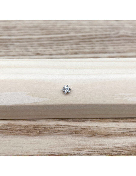 Piercing nez barbell angle brillant étoile